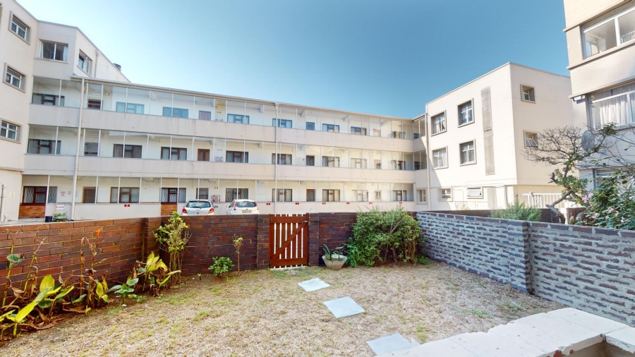 2 Bedroom Property for Sale in Summerstrand Eastern Cape